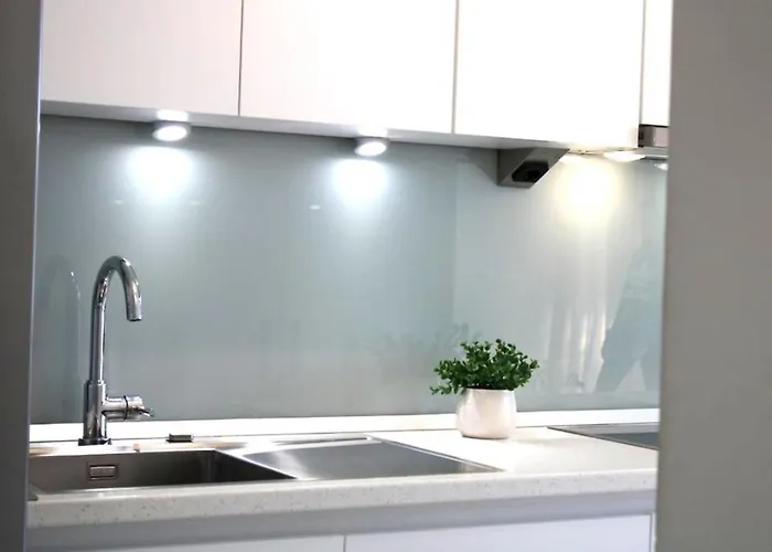 Town Centre Surprise Apartment