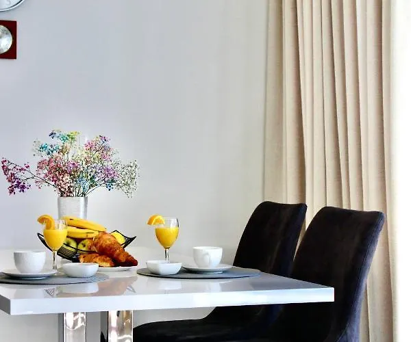 Town Centre Surprise Apartment *