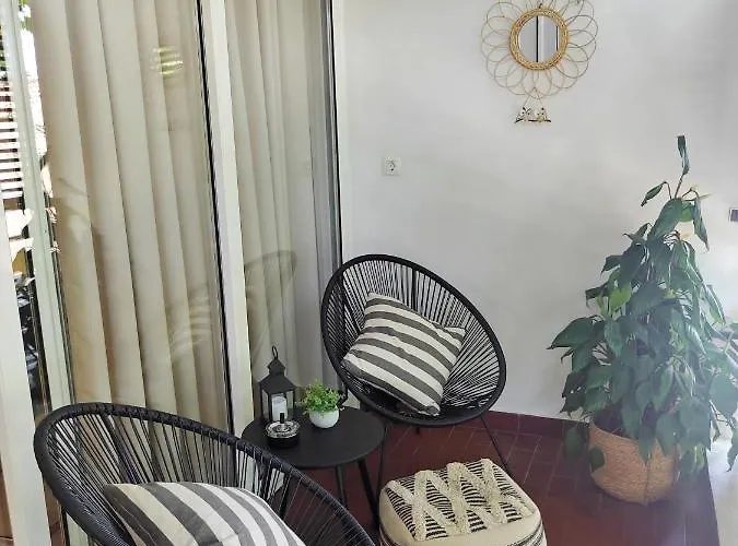 Town Centre Surprise Apartment *