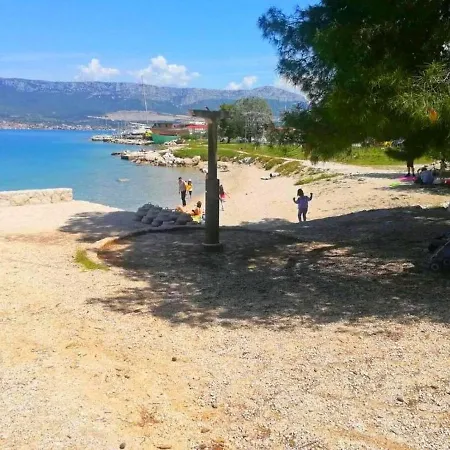 Town Centre Surprise * Split